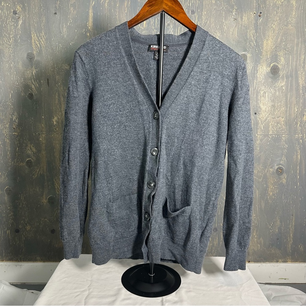 Ladie’s Gray Cardigan Sweater